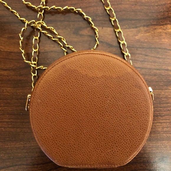 Chanel authentic brown caviar round vanity clutch - converted crossbody - Picture 3 of 11
